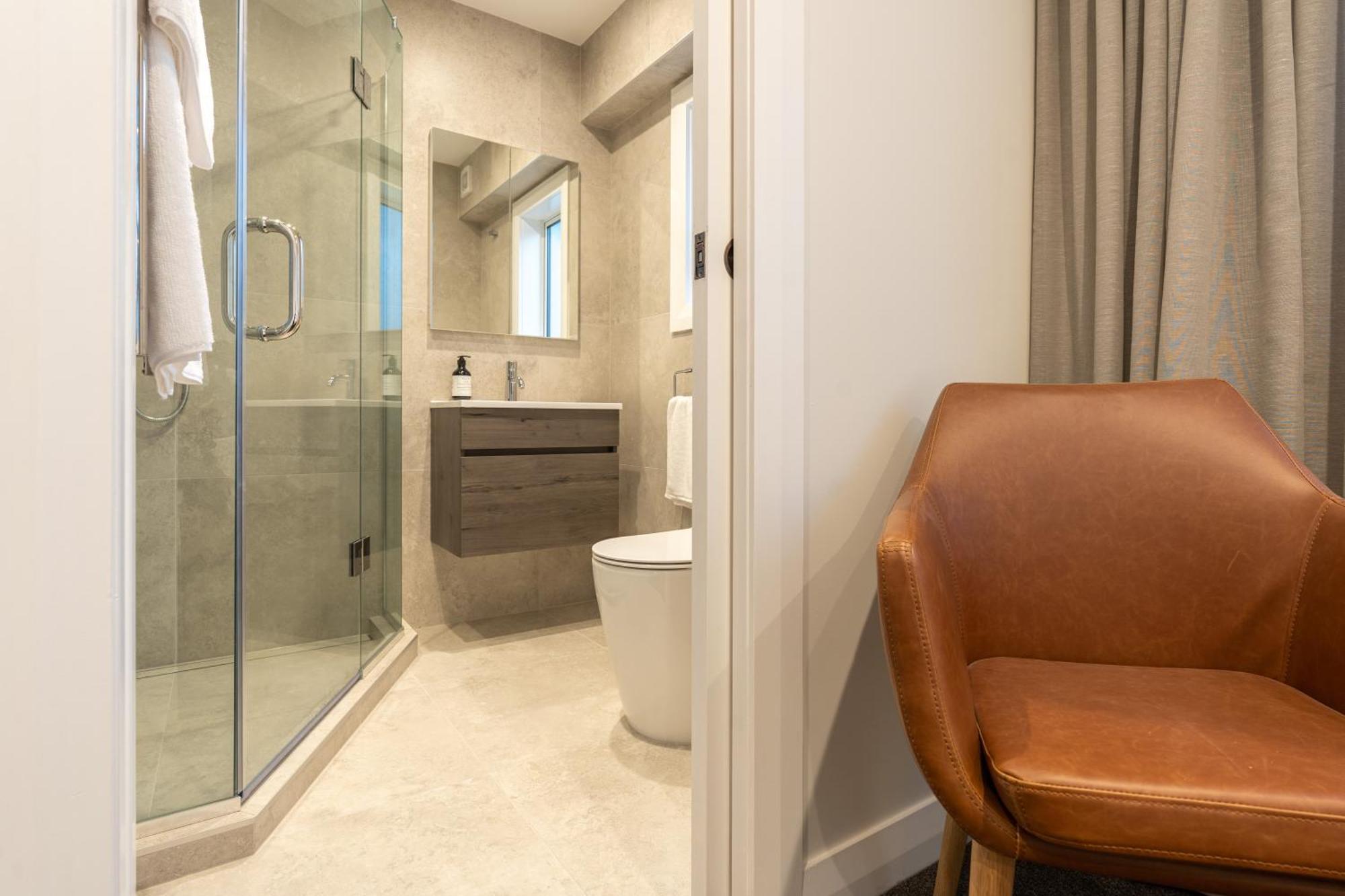 The Village Reserve Boutique Accomodation أوكلاند الغرفة الصورة